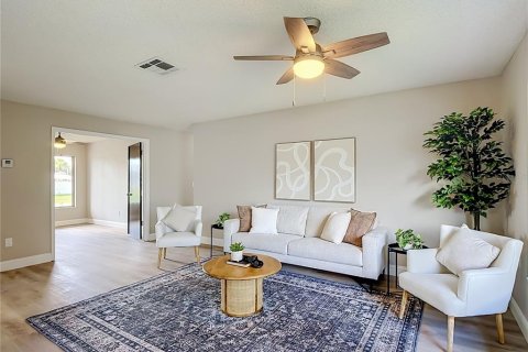 Villa ou maison à vendre à Orlando, Floride: 3 chambres, 111.85 m2 № 2425482 - photo 6