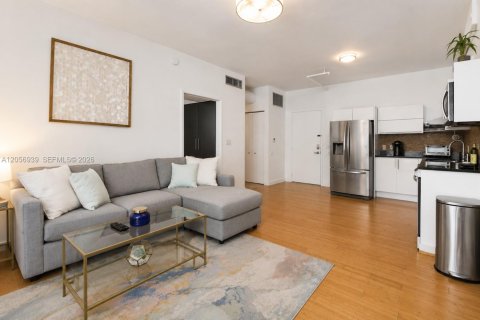 Copropriété à louer à Miami, Floride: 1 chambre, 59.27 m2 № 2269561 - photo 5