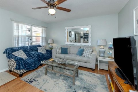 Condominio en venta en Venice, Florida, 2 dormitorios, 65.59 m2 № 2198962 - foto 2
