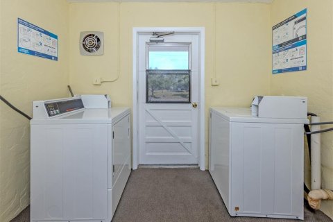 Condominio en venta en Venice, Florida, 2 dormitorios, 65.59 m2 № 2198962 - foto 16