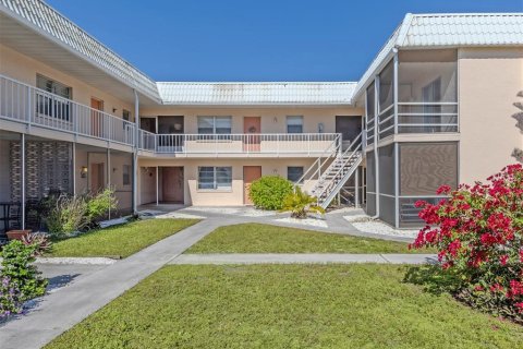 Condominio en venta en Venice, Florida, 2 dormitorios, 65.59 m2 № 2198962 - foto 20