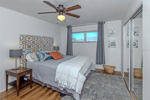 Condominio en venta en Venice, Florida, 2 dormitorios, 65.59 m2 № 2198962 - foto 13