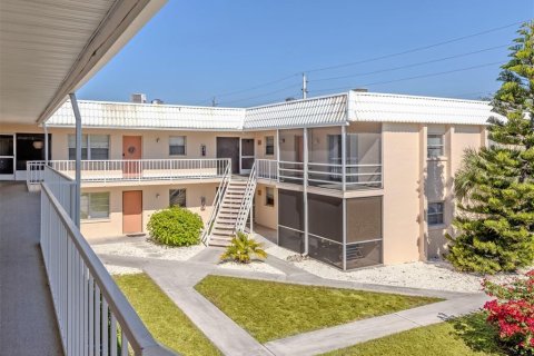 Condominio en venta en Venice, Florida, 2 dormitorios, 65.59 m2 № 2198962 - foto 18