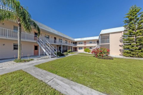 Condominio en venta en Venice, Florida, 2 dormitorios, 65.59 m2 № 2198962 - foto 19