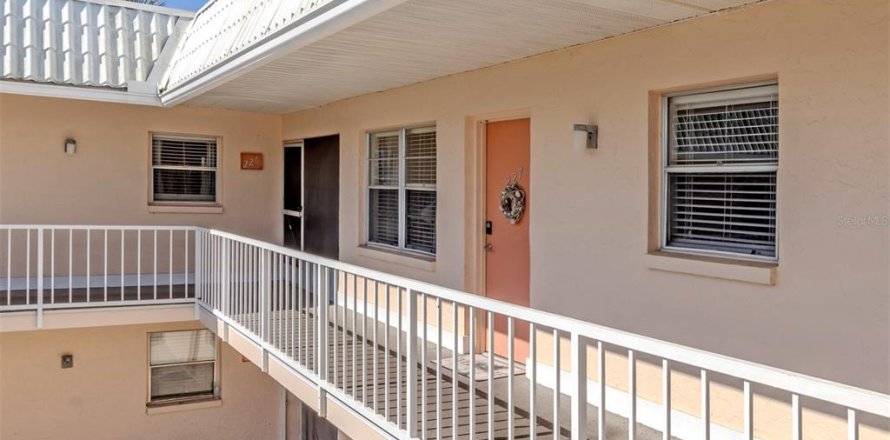 Condominio en Venice, Florida, 2 dormitorios № 2198962