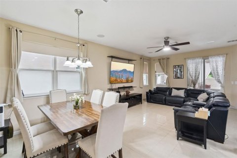 Villa ou maison à vendre à Sanford, Floride: 5 chambres, 269.79 m2 № 2430357 - photo 8