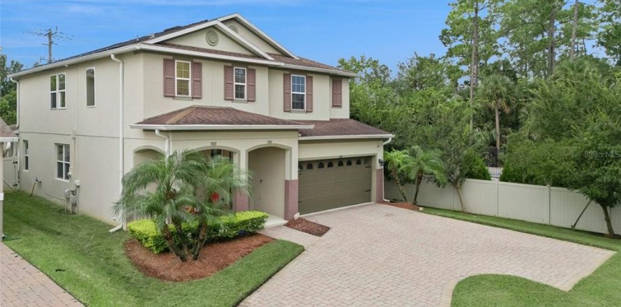 Villa ou maison à Sanford, Floride 5 chambres, 269.79 m2 № 2430357