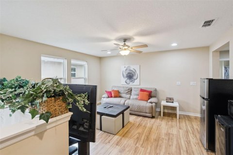 Villa ou maison à vendre à Sanford, Floride: 5 chambres, 269.79 m2 № 2430357 - photo 21