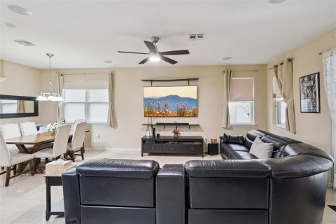 Villa ou maison à vendre à Sanford, Floride: 5 chambres, 269.79 m2 № 2430357 - photo 7