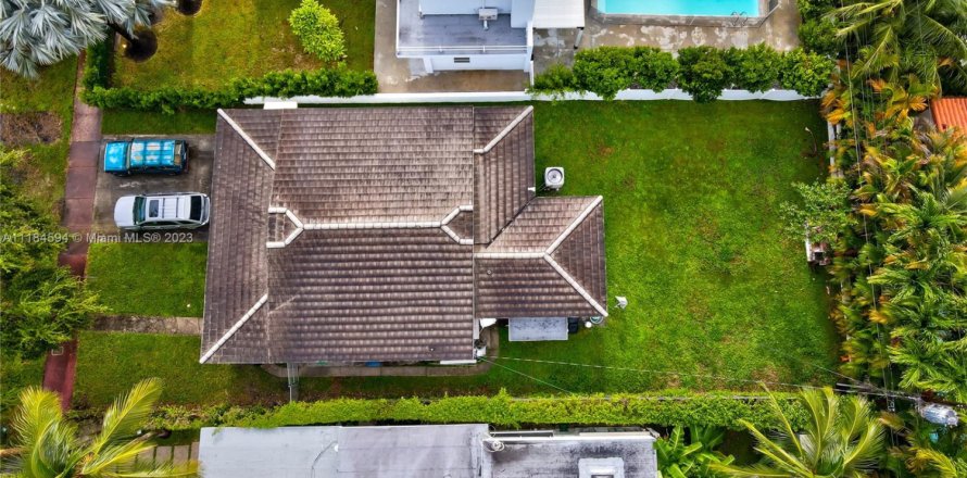 Villa ou maison à Miami Beach, Floride 3 chambres, 158.12 m2 № 2262571