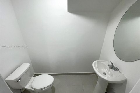 Touwnhouse à louer à Miami, Floride: 3 chambres № 1694702 - photo 8
