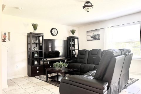 Casa en venta en Leesburg, Florida, 4 dormitorios, 244.8 m2 № 1876634 - foto 25