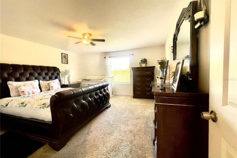 Casa en venta en Leesburg, Florida, 4 dormitorios, 244.8 m2 № 1876634 - foto 30