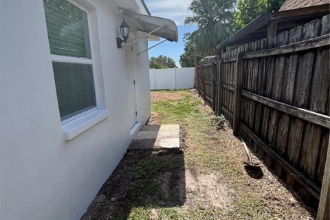 Appartement à louer à Largo, Floride: 2 chambres, 81.75 m2 № 1837305 - photo 18