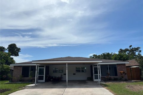 Appartement à louer à Largo, Floride: 2 chambres, 81.75 m2 № 1837305 - photo 1