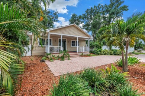 House in Saint Petersburg, Florida 5 bedrooms, 347.45 sq.m. № 1879578 - photo 6
