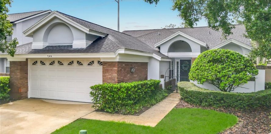 Villa ou maison à Winter Springs, Floride 3 chambres, 154.03 m2 № 2349428