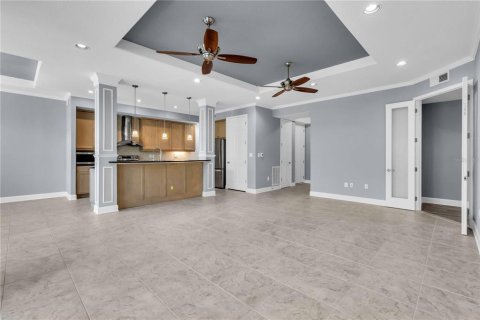 Condominio en alquiler en University Park, Florida, 2 dormitorios, 144.65 m2 № 1911917 - foto 9