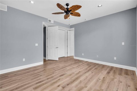 Condominio en alquiler en University Park, Florida, 2 dormitorios, 144.65 m2 № 1911917 - foto 22