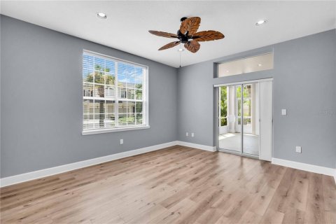Condominio en alquiler en University Park, Florida, 2 dormitorios, 144.65 m2 № 1911917 - foto 21