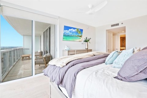 Снять в аренду кондоминиум в Халландейл-Бич, Флорида 3 спальни, 145.95м2, № 2005599 - фото 9