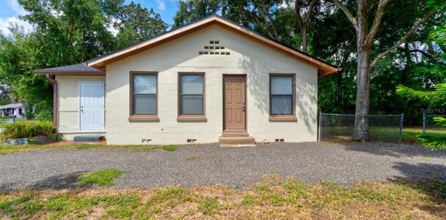 House in Holly Hill, Florida 3 bedrooms, 84.91 sq.m. № 1856285