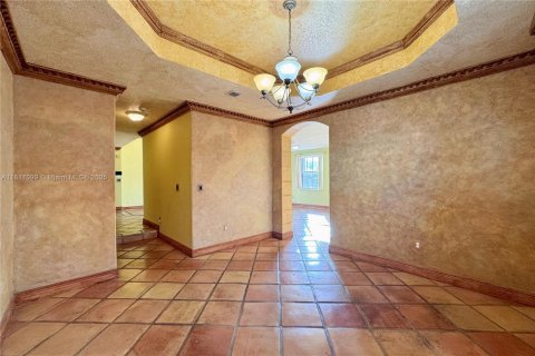 Casa en venta en Palmetto Bay, Florida, 5 dormitorios, 245.45 m2 № 1770784 - foto 24