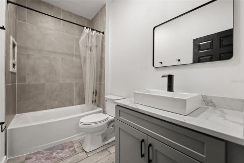 House in POINCIANA in Poinciana, Florida 3 bedrooms, 162.3 sq.m. № 2429496 - photo 17