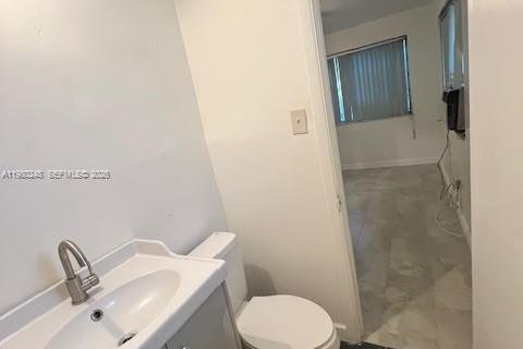 Villa ou maison à louer à North Miami Beach, Floride: 1 chambre, 212 m2 № 2046477 - photo 7