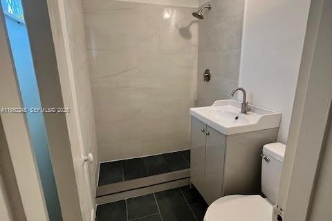 Villa ou maison à louer à North Miami Beach, Floride: 1 chambre, 212 m2 № 2046477 - photo 6