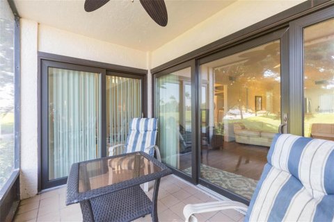 Condo in Saint Petersburg, Florida, 2 bedrooms  № 2199236 - photo 7