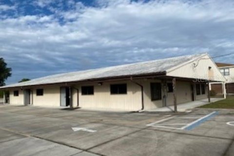 Commercial property in Merrit Island, Florida 486.81 sq.m. № 1540808 - photo 1