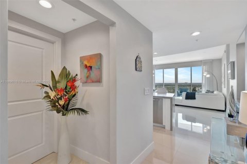 Condominio en venta en Pompano Beach, Florida, 2 dormitorios, 135.92 m2 № 2013837 - foto 30