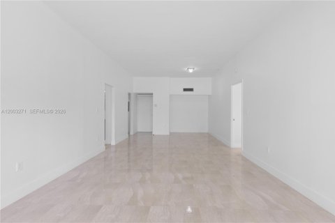 Condo in Aventura, Florida, 2 bedrooms  № 2066773 - photo 4