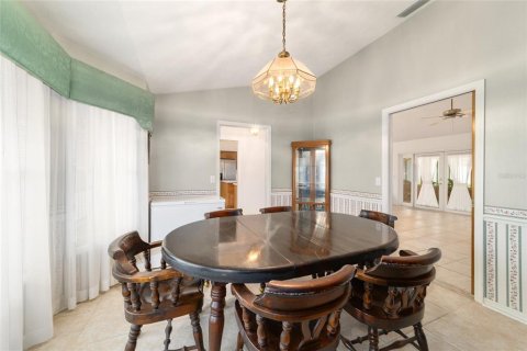 House in Ocala, Florida 4 bedrooms, 231.42 sq.m. № 2113725 - photo 29