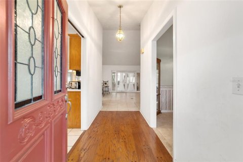 House in Ocala, Florida 4 bedrooms, 231.42 sq.m. № 2113725 - photo 5