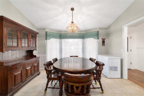 House in Ocala, Florida 4 bedrooms, 231.42 sq.m. № 2113725 - photo 27