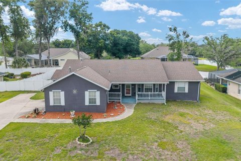 House in Ocala, Florida 4 bedrooms, 231.42 sq.m. № 2113725 - photo 3
