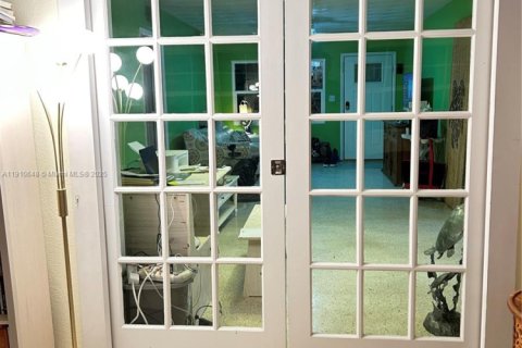 Villa ou maison à vendre à Rockledge, Floride: 3 chambres № 1969042 - photo 4