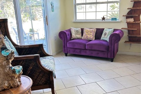 Villa ou maison à vendre à Rockledge, Floride: 3 chambres № 1969042 - photo 5