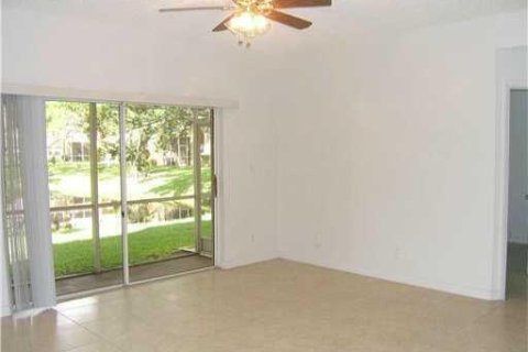 Copropriété à louer à Deerfield Beach, Floride: 3 chambres, 102.19 m2 № 2386874 - photo 8