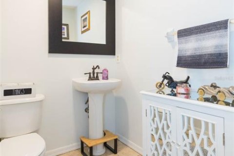 Adosado en venta en Tampa, Florida, 3 dormitorios, 192.4 m2 № 1807269 - foto 25