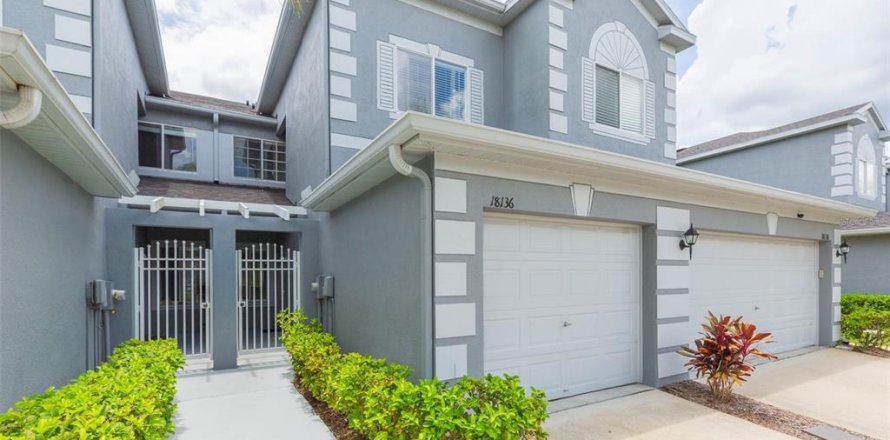 Adosado en Tampa, Florida 3 dormitorios, 192.4 m2 № 1807269