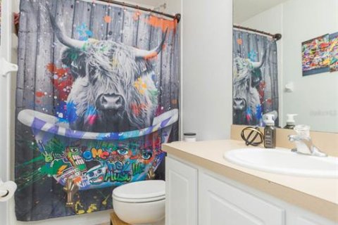 Adosado en venta en Tampa, Florida, 3 dormitorios, 192.4 m2 № 1807269 - foto 4