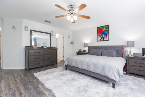 Adosado en venta en Tampa, Florida, 3 dormitorios, 192.4 m2 № 1807269 - foto 27