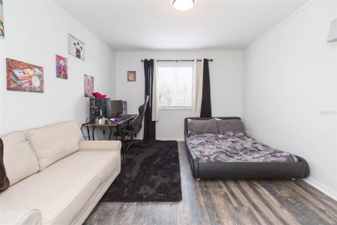 Adosado en venta en Tampa, Florida, 3 dormitorios, 192.4 m2 № 1807269 - foto 5