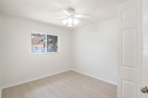 Casa en venta en Cape Coral, Florida, 3 dormitorios, 142.05 m2 № 2103137 - foto 24