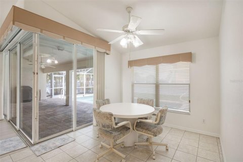 Casa en venta en Cape Coral, Florida, 3 dormitorios, 142.05 m2 № 2103137 - foto 18