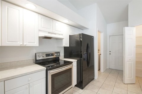 Casa en venta en Cape Coral, Florida, 3 dormitorios, 142.05 m2 № 2103137 - foto 14