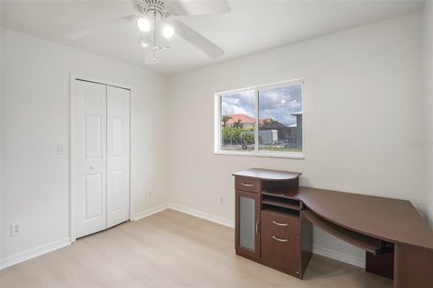 Casa en venta en Cape Coral, Florida, 3 dormitorios, 142.05 m2 № 2103137 - foto 25